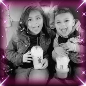 Meet your Posher, Thalia pearl